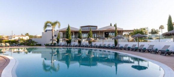 Villa de 3 dormitorios en Lagoa, Portugal No. 92930 22