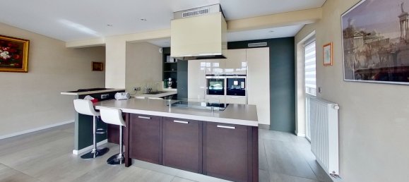 Пентхаус с 3 спальнями в Риксхайм, Франция № 228109 2