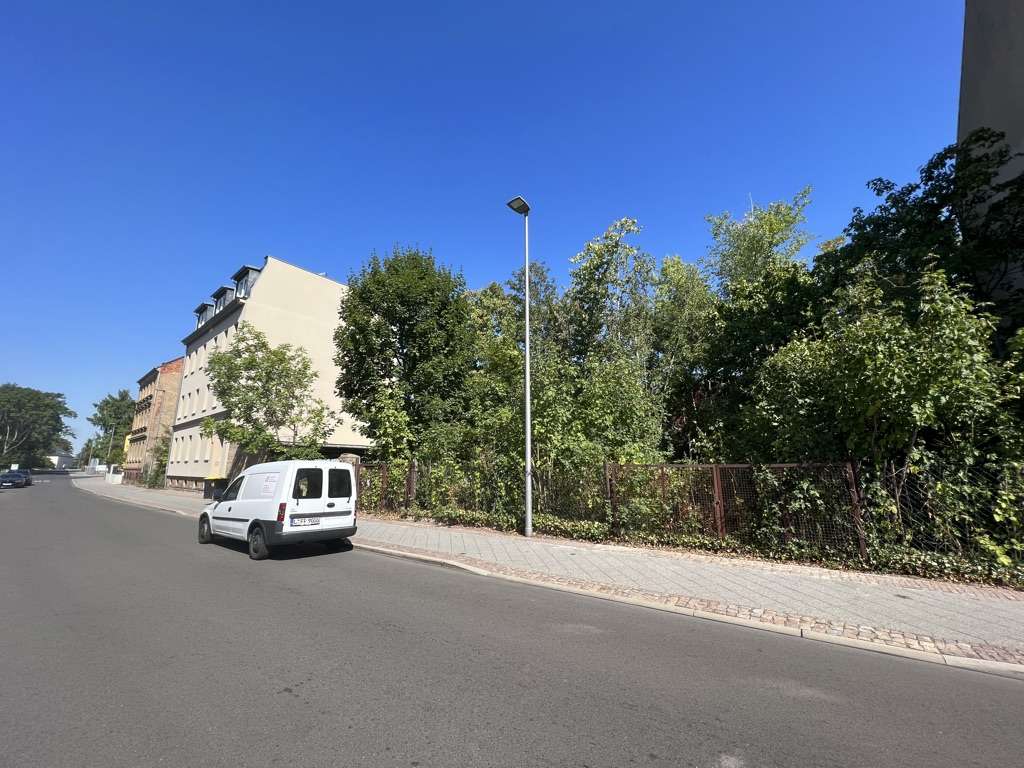  Land in Leipzig, Germany No. 309915