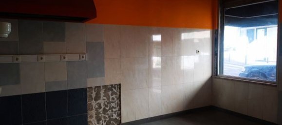 18m² Commercial property in Amadora, Portugal No. 67350 7