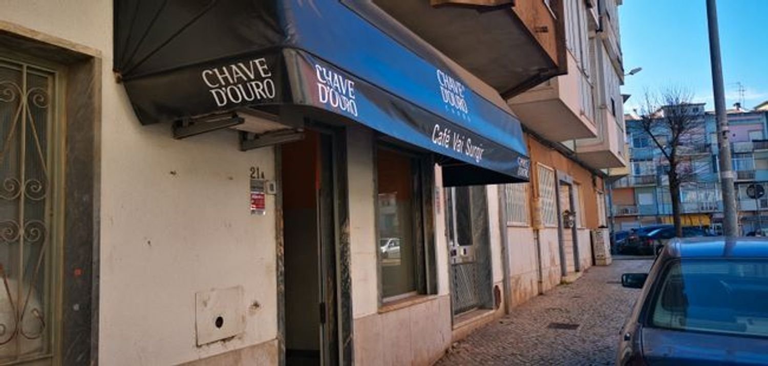 18m² Commercial property in Amadora, Portugal No. 67350