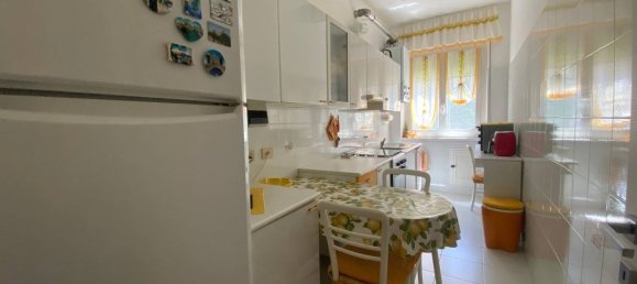 3 rooms Apartment in Savona, Italy No. 267962 8