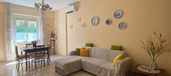 3 rooms Apartment in Savona, Italy No. 267962 5
