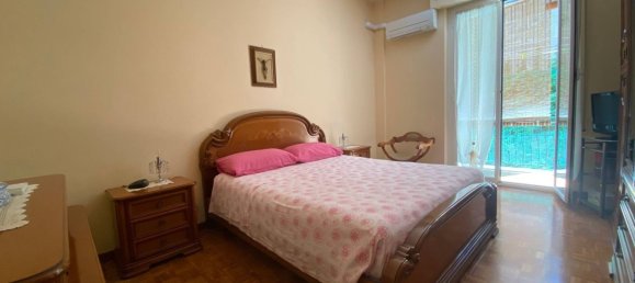 3 rooms Apartment in Savona, Italy No. 267962 9