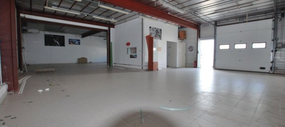 Gewerbliche Immobilie in Chatillon-sur-Loire, France 3377m², Nr. 253472 9