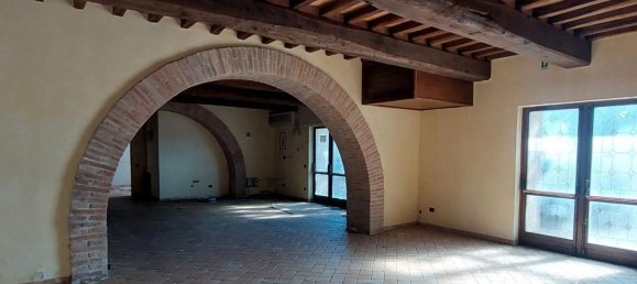 1542m² Building in San Venanzo, Italy No. 80062 8