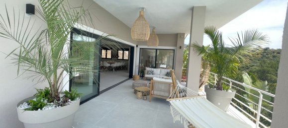 7 bedrooms House in Marbella, Spain No. 33841 12