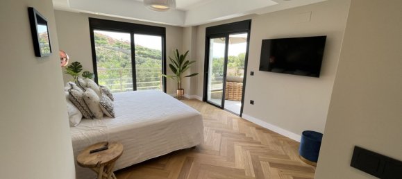 7 bedrooms House in Marbella, Spain No. 33841 16