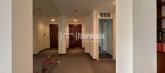 Apartamento de 3 habitaciónes en Verbania, Italy No. 91953 23