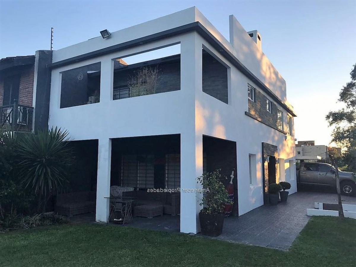 3 Schlafzimmer Haus in Canelones, Uruguay, Nr. 8482