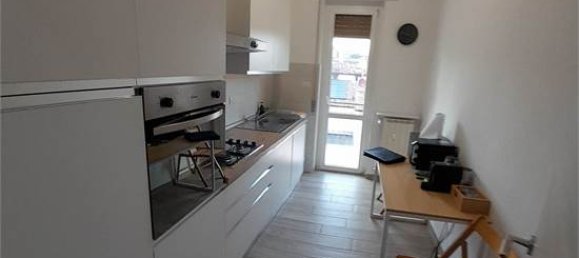 1 bedroom Apartment in Seriate, Italy No. 297172 3