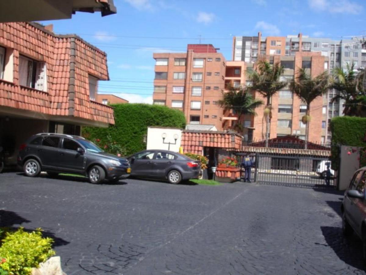 4 Schlafzimmer Haus in Bogota, Colombia, Nr. 10398