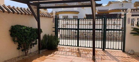 3 غرف نوم فيلا في Guardamar del Segura, Spain رقم 176426 46