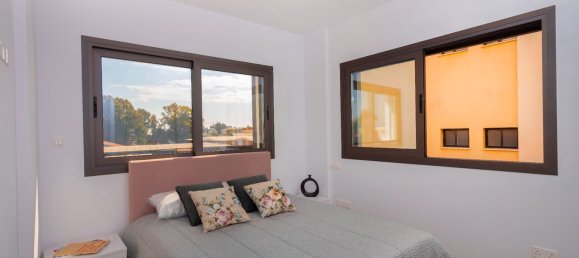 3 bedrooms Apartment in Limassol, Cyprus No. 23383 24