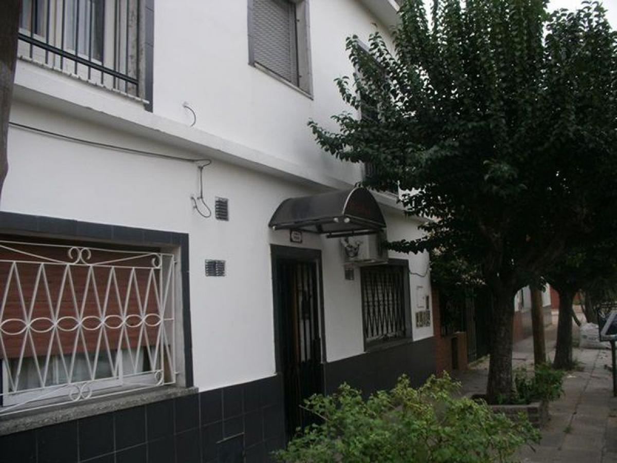 Apartamento T2 em Bermudez, Argentina N.º 54016