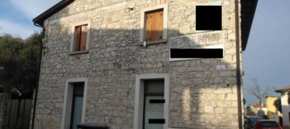 Gewerbliche Immobilie in Gorizia, Italy 58m², Nr. 273721 2