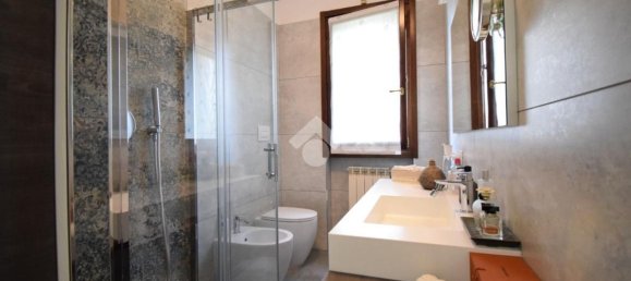 Квартира с 2 комнатами в Бругерио, Италия № 273755 35