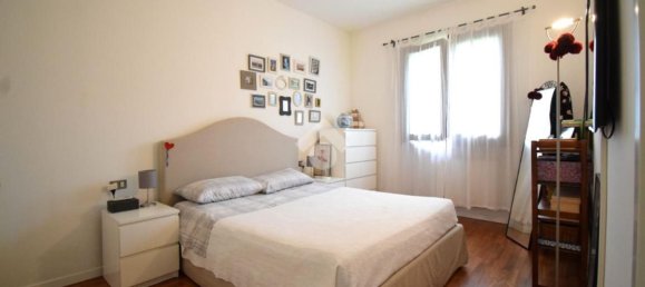 Квартира с 2 комнатами в Бругерио, Италия № 273755 27