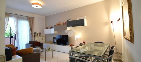 Квартира с 2 комнатами в Бругерио, Италия № 273755 5