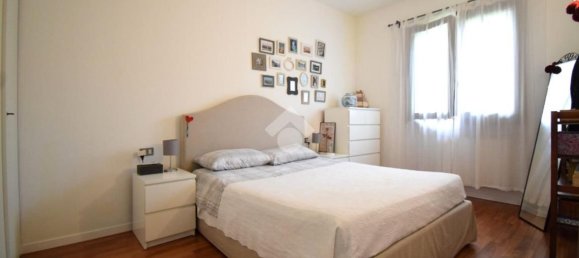 Квартира с 2 комнатами в Бругерио, Италия № 273755 26