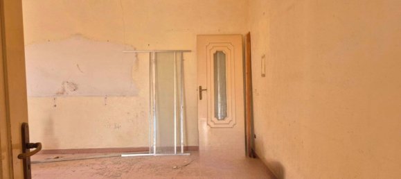 2 bedrooms Apartment in Gricignano di Aversa, Italy No. 169308 5