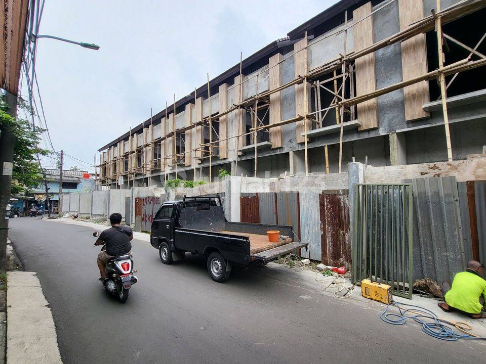 3 bedrooms House in Jakarta, Indonesia No. 1870