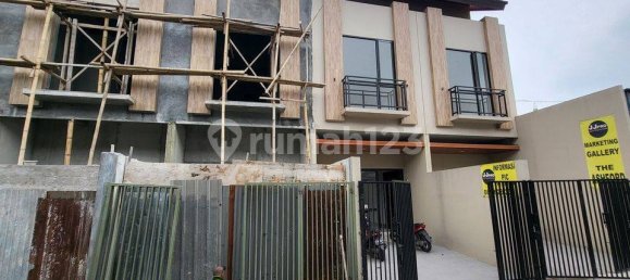 3 bedrooms House in Jakarta, Indonesia No. 1870 3