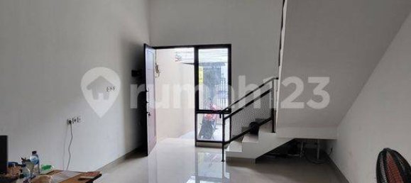 3 bedrooms House in Jakarta, Indonesia No. 1870 31