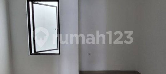 3 bedrooms House in Jakarta, Indonesia No. 1870 44