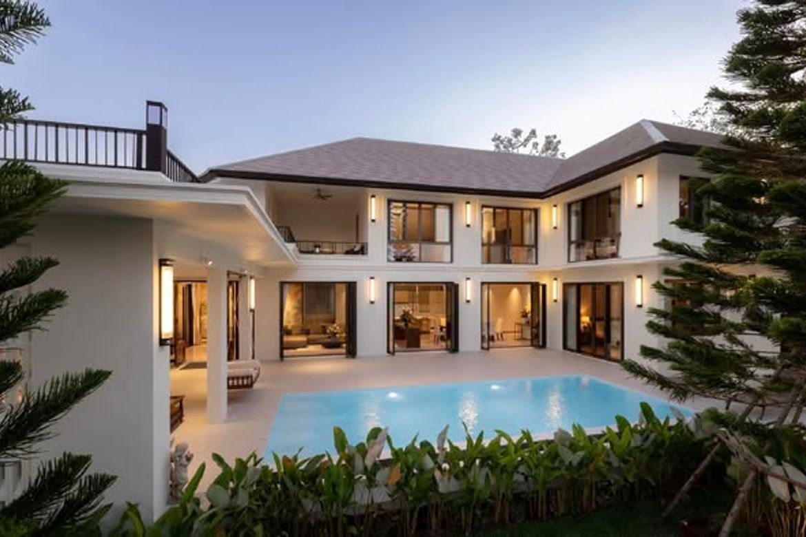 5 bedrooms House in Chiang Mai, Thailand No. 27187