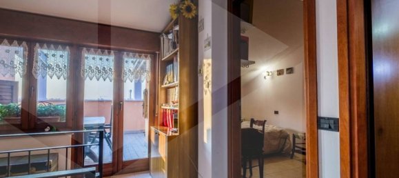 5 rooms Apartment in Verona, Italy No. 21456 9