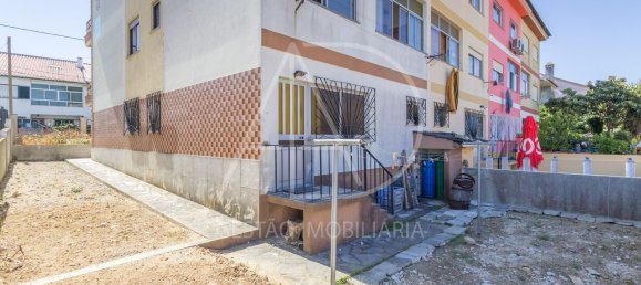 4 Schlafzimmer Haus in Corroios, Portugal, Nr. 216460 7