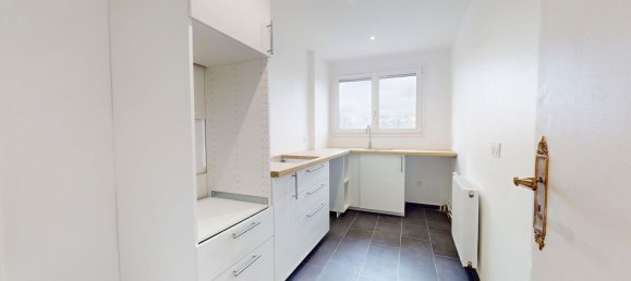 2 bedrooms Apartment in Bois-d'Arcy, France No. 108058 9