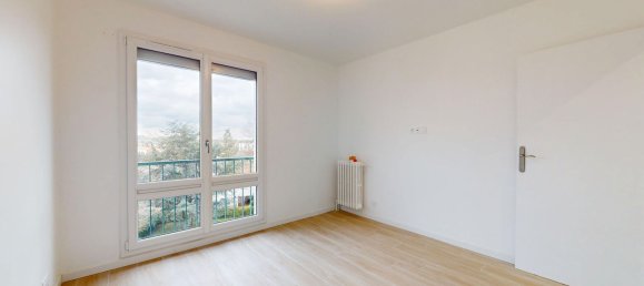 2 bedrooms Apartment in Bois-d'Arcy, France No. 108058 12