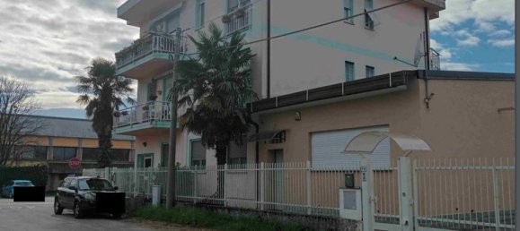 Apartamento de 6 divisões em Meda, Italy N.º 8553 13