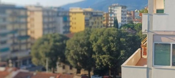 Apartamento de 2 dormitorios en Florence, Italy No. 264624 2