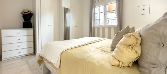 Apartamento de 2 dormitorios en Marbella, Spain No. 145925 17