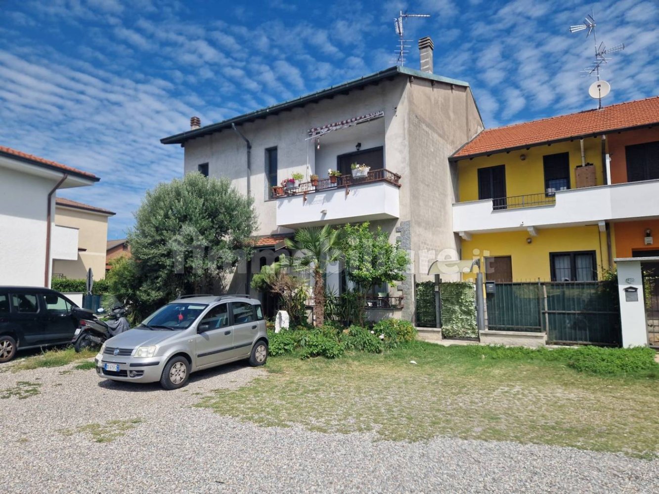 Apartamento de 3 dormitorios en Cesate, Italy No. 310248