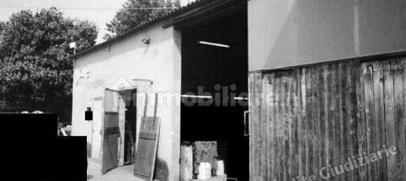 5 bedrooms Apartment in Lendinara, Italy No. 52426 12