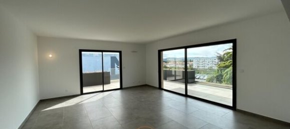 2 chambres Appartement à Montélimar, France No. 299546 3