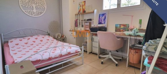 Дом с 3 спальнями в Сен-Максимен-ла-Сент-Бом, Франция № 345019 10