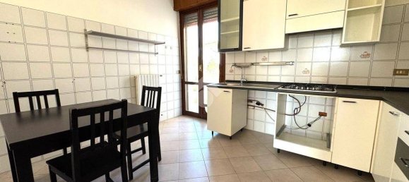 2 bedrooms Apartment in Forlì, Italy No. 206689 4