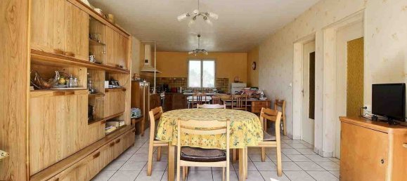3 Schlafzimmer Haus in Le Charme, France, Nr. 240273 3