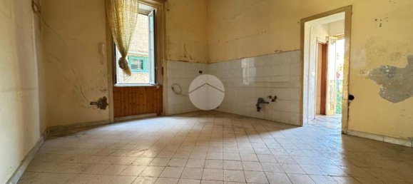 4 rooms Apartment in Naples, Italy No. 210927 16