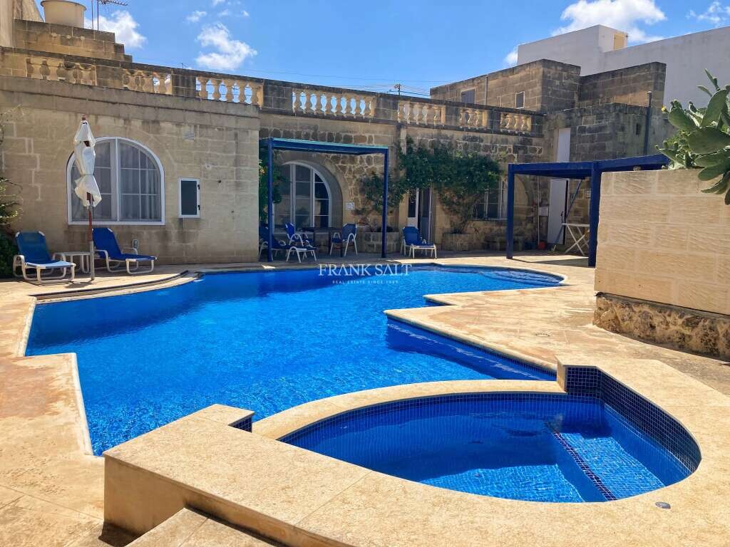 Casa de 3 dormitorios en Xaghra, Malta No. 5449