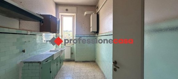 Apartamento de 3 habitaciónes en Campobasso, Italy No. 165343 8