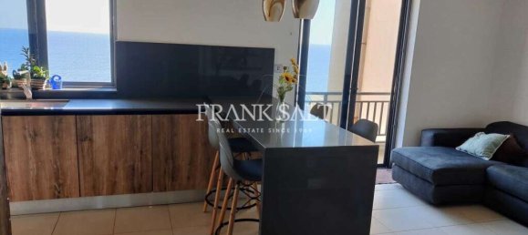 Apartamento de 2 dormitorios en Xghajra, Malta No. 8072 2