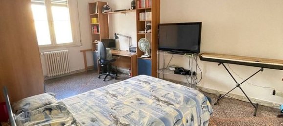 Apartamento de 5 divisões em Pisa, Italy N.º 8456 11