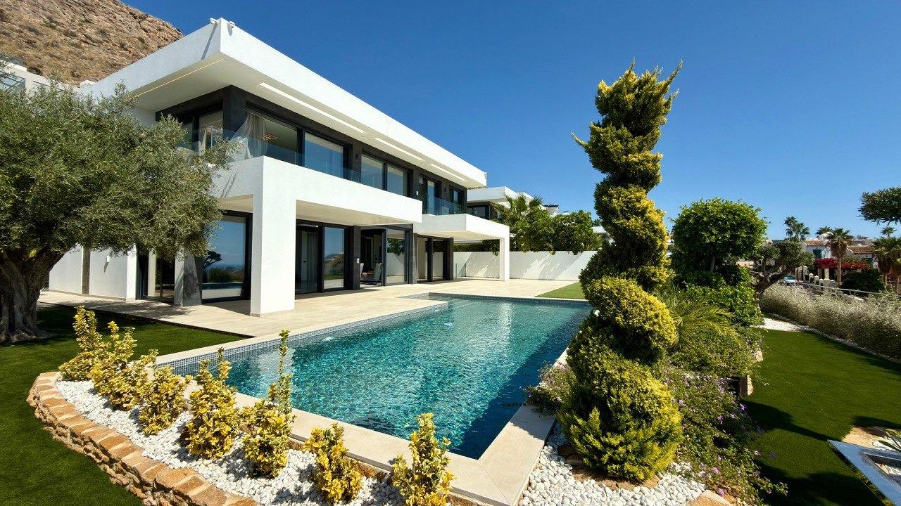 890 m² villa en venta en Benidorm, Alicante, Comunidad Valenciana, Spain № 365675