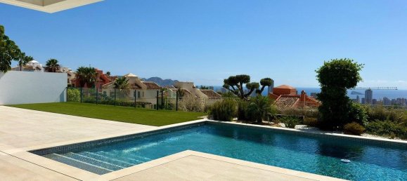 890 m² villa en venta en Benidorm, Alicante, Comunidad Valenciana, Spain № 365675 9